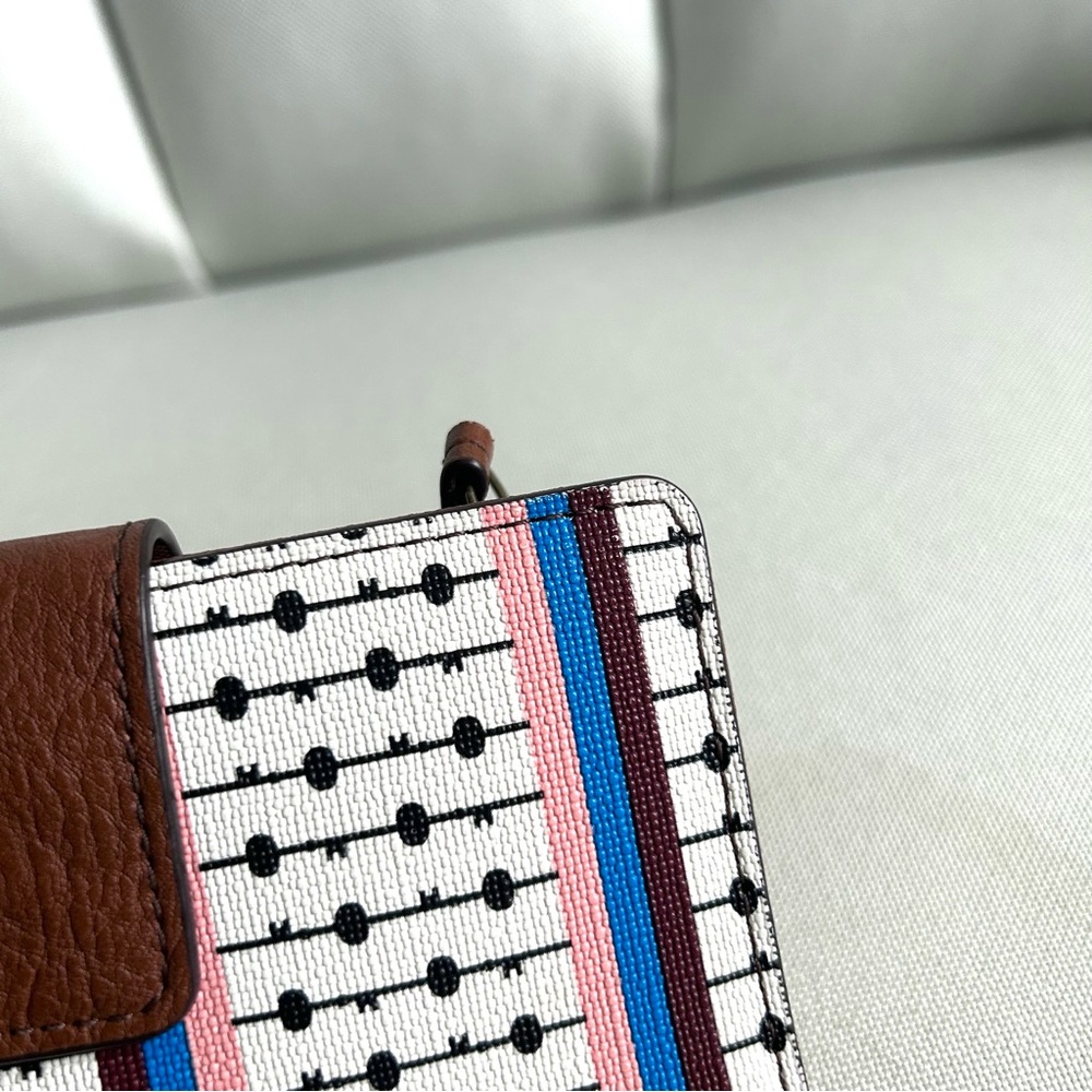 Pattern Fossil Tab Wallet - Picture 14 of 14